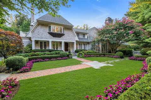 4 Pond Lane, Sands Point, NY 11050