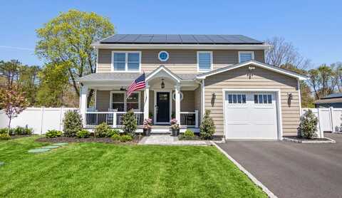 47 Amityville Street, Islip Terrace, NY 11752