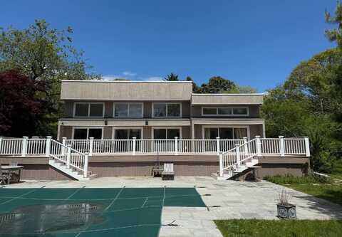 251 Sebonac Road, Southampton, NY 11968