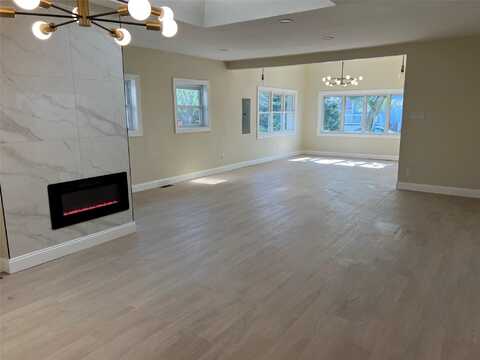 3295 parkway drive, Baldwin Harbor, NY 11510