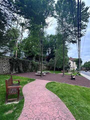 1 Columbia Avenue Avenue, Hartsdale, NY 10530