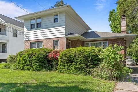 17 College Avenue, Poughkeepsie, NY 12603