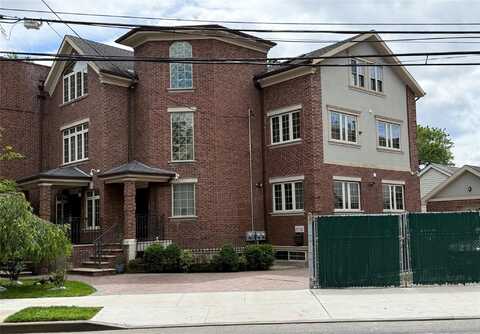127-22 Kew Gardens Road, Kew Gardens, NY 11415