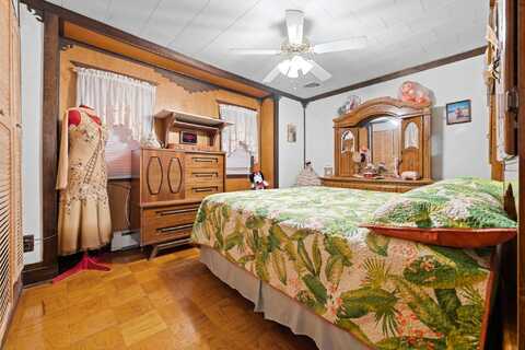 86-16 130th Street, Richmond Hill, NY 11418