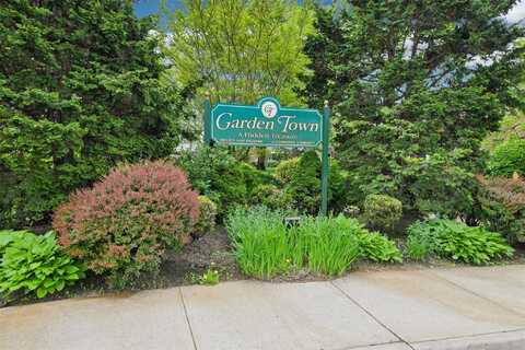 1213 East Broadway, Hewlett, NY 11557
