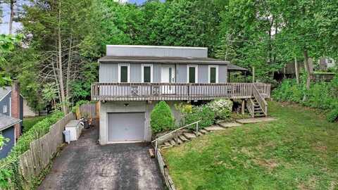 55 Putnam Road, Cortlandt Manor, NY 10567