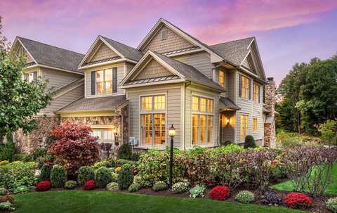 2 Goldman Court, Cortlandt Manor, NY 10567