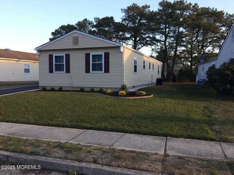 177 Pulaski Boulevard, Toms River, NJ 08757