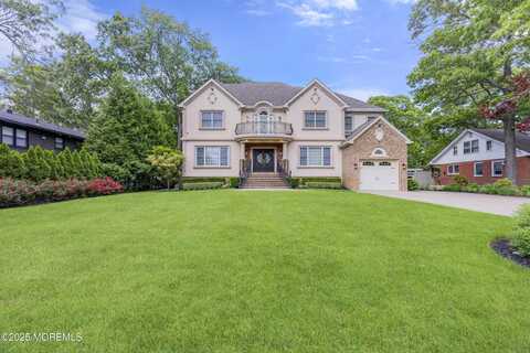 821 Woodland Drive, Lakewood, NJ 08701