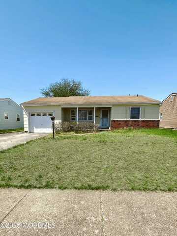 6 Langley Road, Toms River, NJ 08757