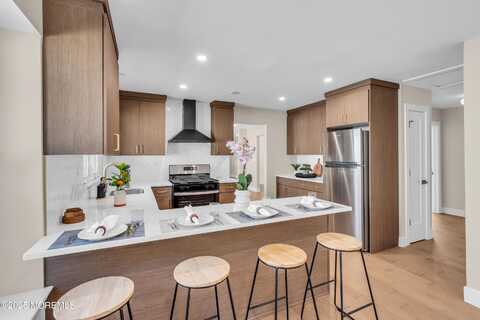 28 Twyford Lane, Manchester, NJ 08759