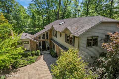 7 Seagull Lane, Lincroft, NJ 07738