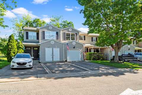 14 Walnut Street, Toms River, NJ 08753