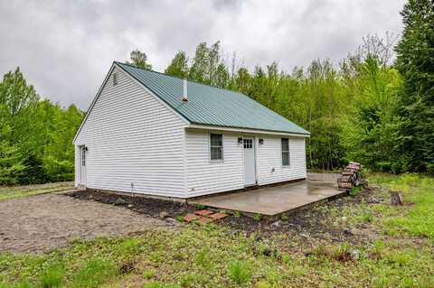 22 Partridge Lane, Medford, ME 04463