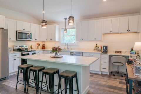 650 Parker Farm Road, Buxton, ME 04093
