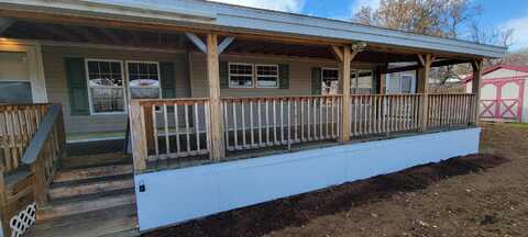 215 Houlton Street, Patten, ME 04765