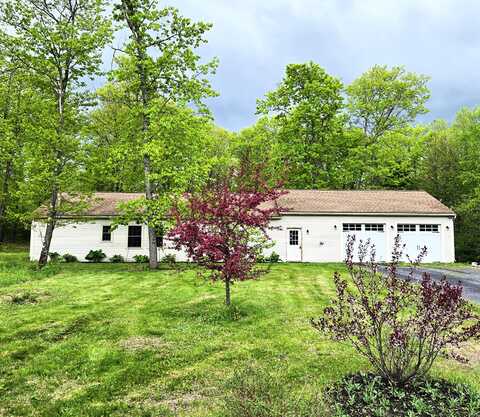 67 Sherwood Lane, Vassalboro, ME 04989