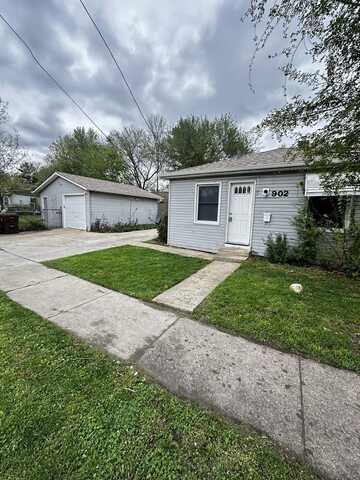 902 N Central Avenue, Rockford, IL 61101