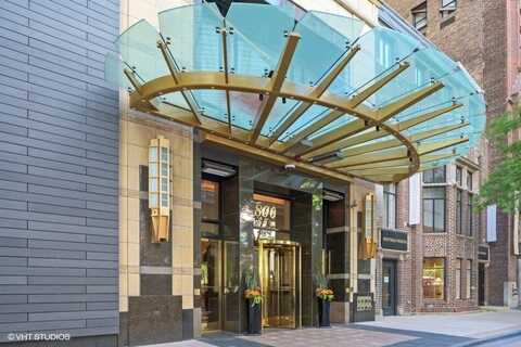 800 N Michigan Avenue, Chicago, IL 60611