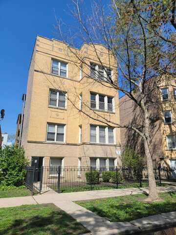 4104 N Mozart Street, Chicago, IL 60618