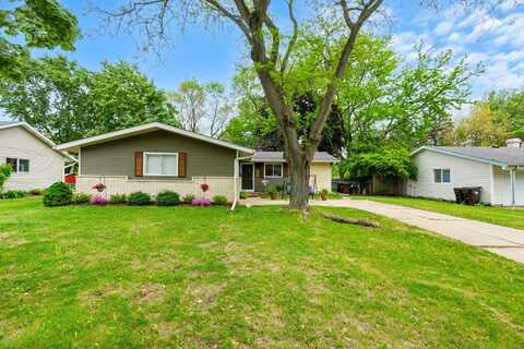 703 Coventry Lane, Crystal Lake, IL 60014