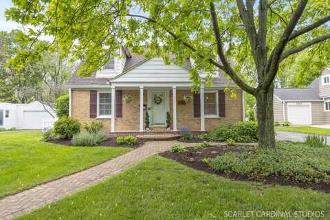 1917 E Illinois Street, Wheaton, IL 60187