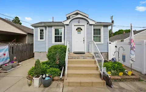 3831 N Pontiac Avenue, Chicago, IL 60634