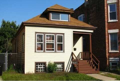 8029 S HOUSTON Avenue, Chicago, IL 60617