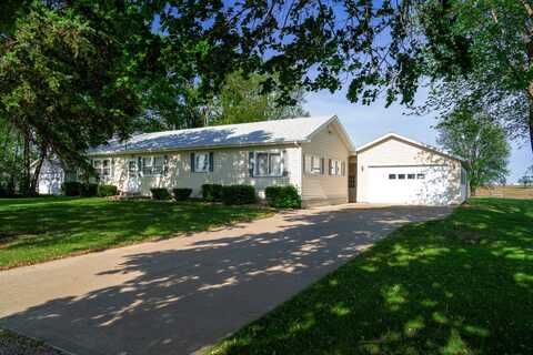 2056 Peek Home Road, Dixon, IL 61021