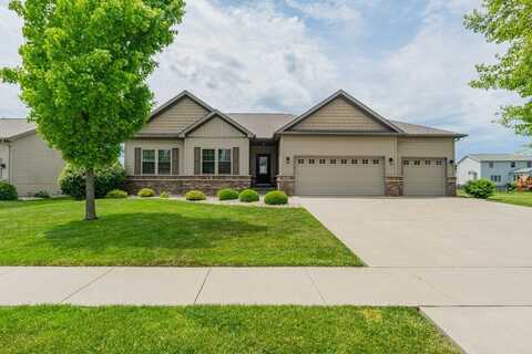2709 Piney Run, Bloomington, IL 61705