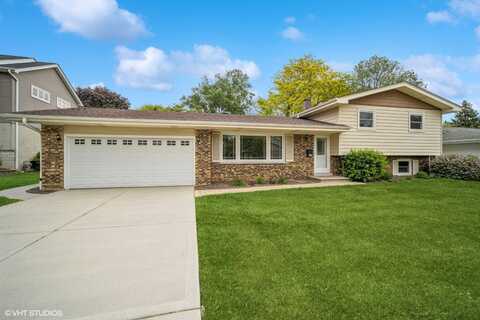 521 N Greenwood Drive, Palatine, IL 60074