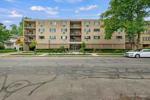425 Home Avenue, Oak Park, IL 60302