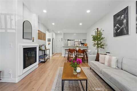 555 Maine Avenue, Long Beach, CA 90802