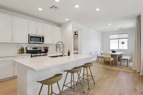 489 Berrybush Street, Hemet, CA 92543
