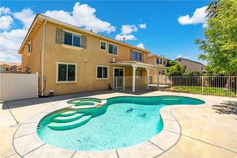 2207 Cork Oak Street, Palmdale, CA 93551