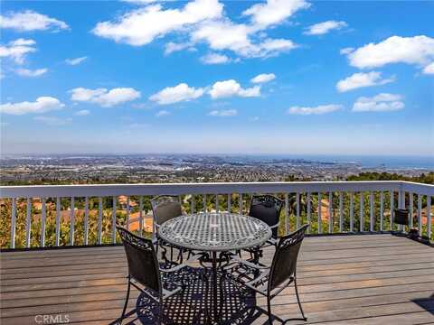 30040 Grandpoint Lane, Rancho Palos Verdes, CA 90275