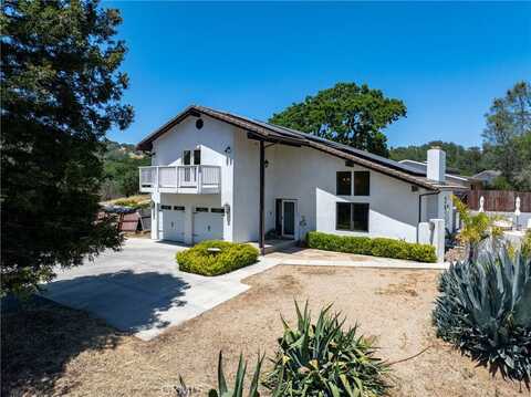 9900 Carmelita Avenue, Atascadero, CA 93422
