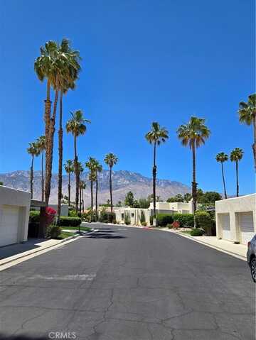 6234 Paseo De La Palma, Palm Springs, CA 92264