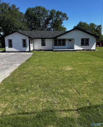 13471 Court Street, Moulton, AL 35650