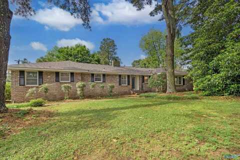 2407 Stratford Road, Decatur, AL 35601