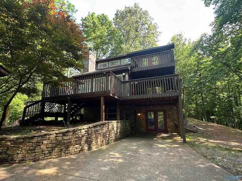 198 NW Dogwood Circle, Fort Payne, AL 35967