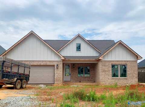 3017 Lisa Lane SE, Decatur, AL 35603