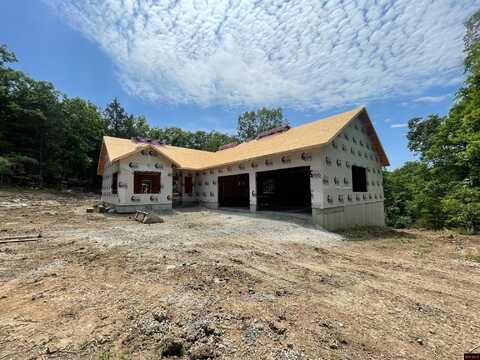 201 CARDINAL TERRACE, Bull Shoals, AR 72619