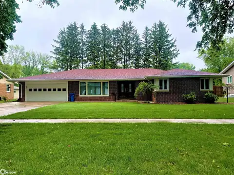 1213 E State Street, Algona, IA 50511