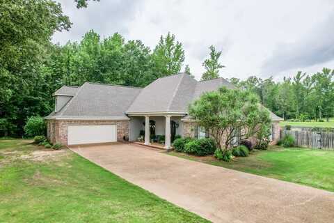 123 Turkey Track, Batesville, MS 38606