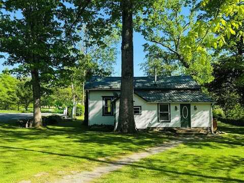 395 Old School House Rd, Wyalusing, PA 18853