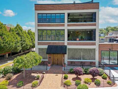 75 Wharf Street, Morgantown, WV 26501