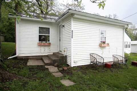 166 North Street, Rome City, IN 46784
