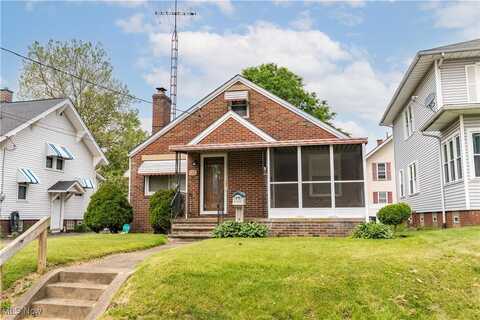 919 Clarendon Avenue NW, Canton, OH 44708