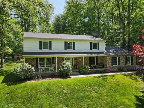 255 Harmony Hills Drive, Akron, OH 44321